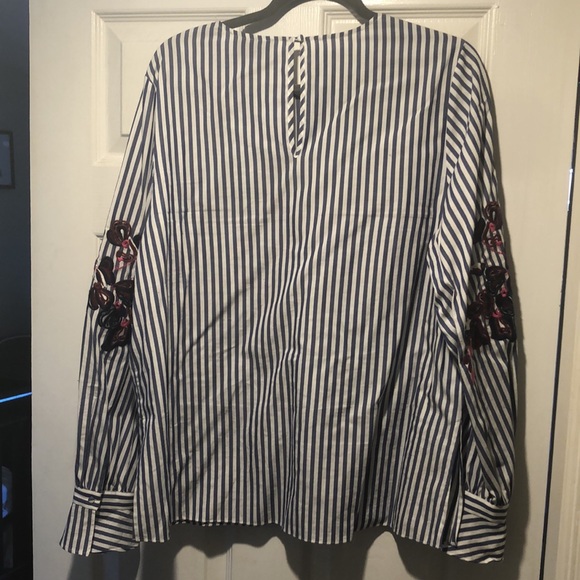 Tanya Tailor Blouse - Picture 4 of 5